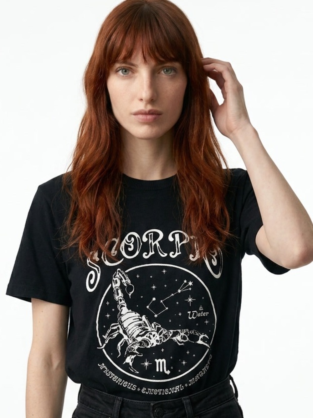 FOREVER 21 | Black & White Scorpio Astrology Graphic Tee Women’s Size Small